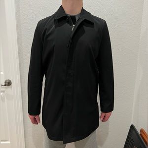 Men’s Kenneth Cole. size Medium black waterproof trench coat.
